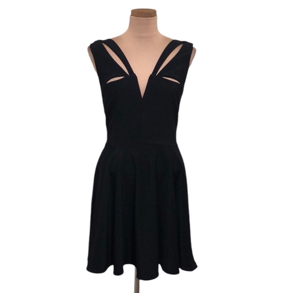 Lulu’s Dress Size Large Black Cut Out Plunge Neck